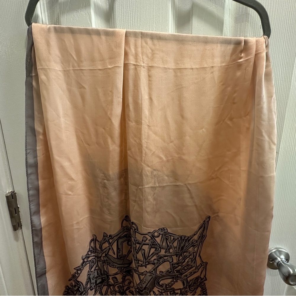 Gucci Horse Pink Silk Scarf with Gucci Designer Box - Picture 7 of 13